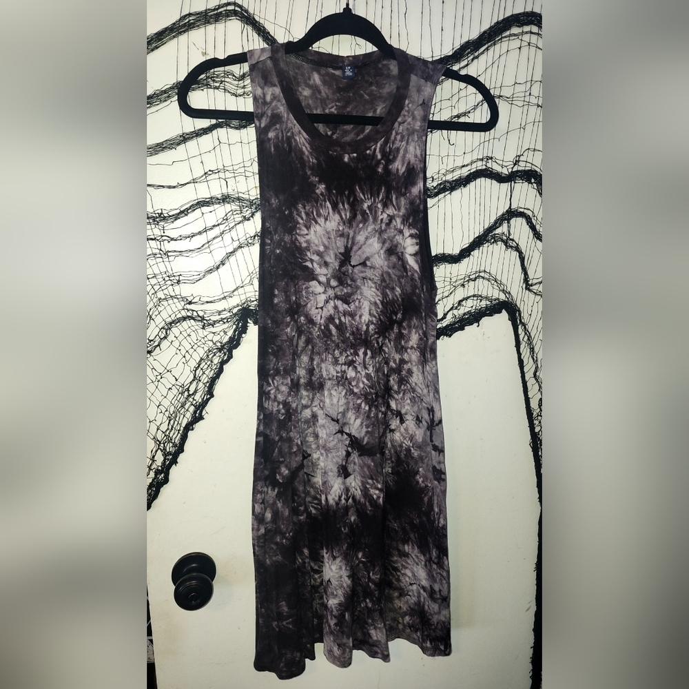 ✨️UK2LA Black Tie-Dye Tank Top✨️